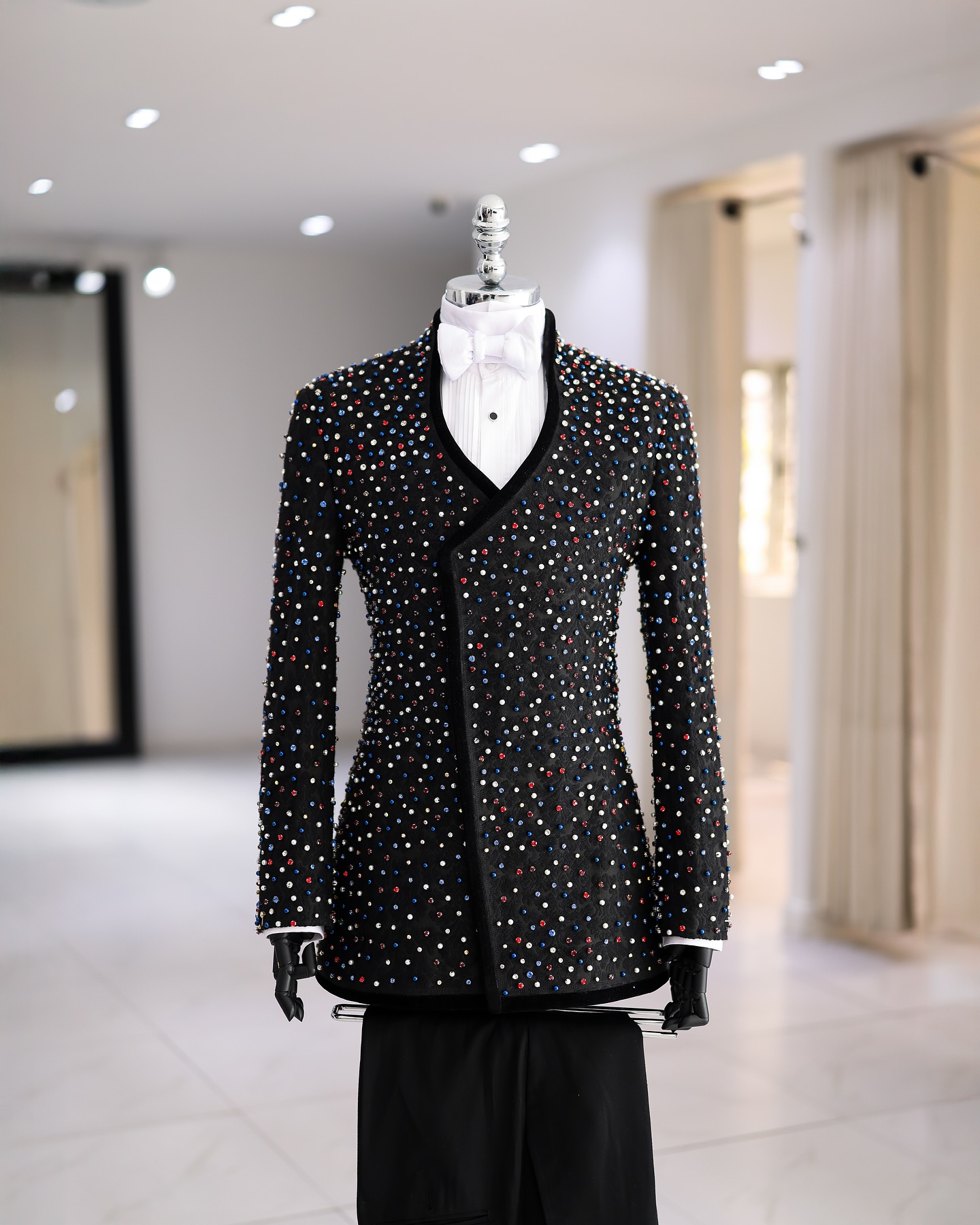 Bunte Kristalle Herrenanzüge S – Men Formal Wear Modern Bewertung und Preis